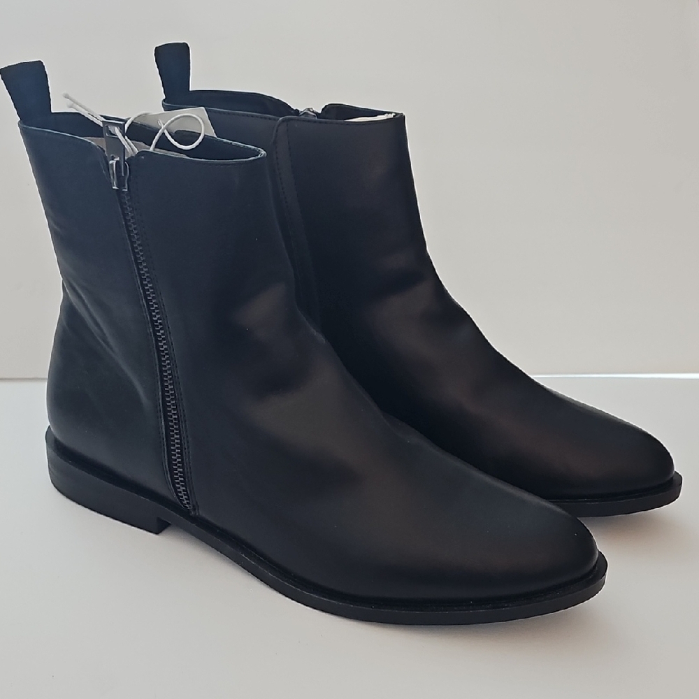 Women's Flat Black Zip Ankle Boots Amazon Essentials Camilla Size 13US 44EUR NWT